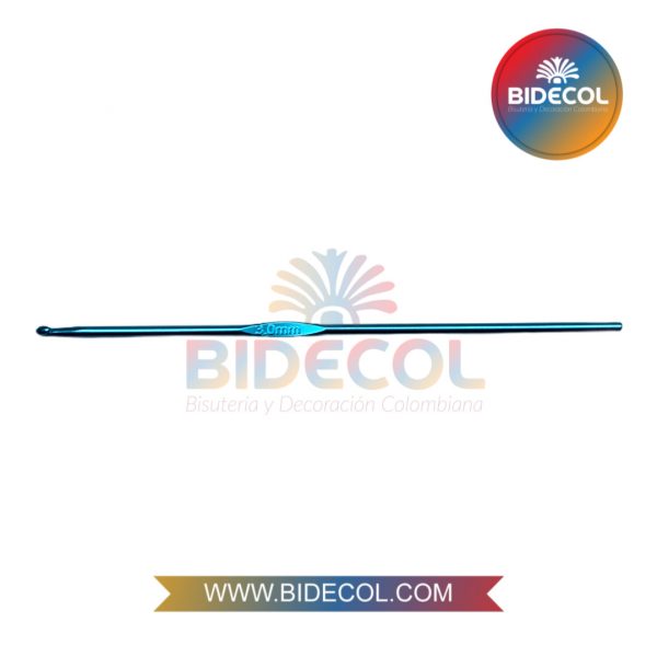 Aguja Para Crochet #3 Azul Metalizado x 1und