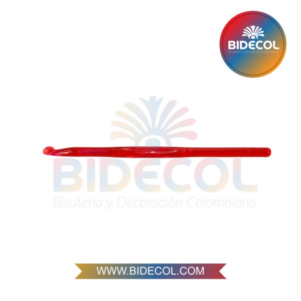 Aguja Rosada en Acrilico Para Crochet #6 x 1und
