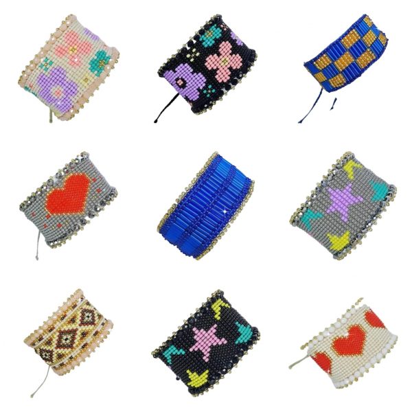 Catalogo de pulseras tejidas en mostacilla