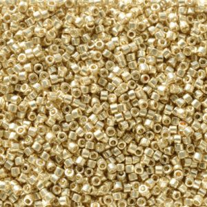 Miyuki delica color dorado brillante galvanizado duracoat (db2501)